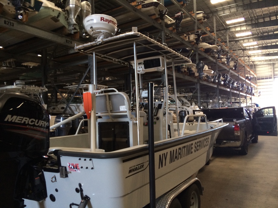 Boston Whaler Guardian