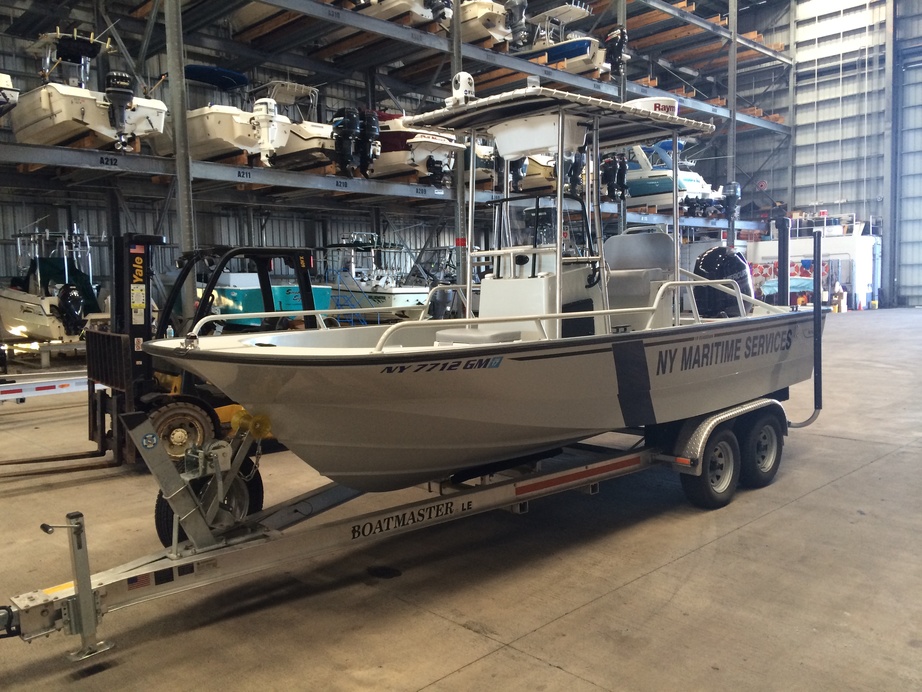 Boston Whaler Guardian