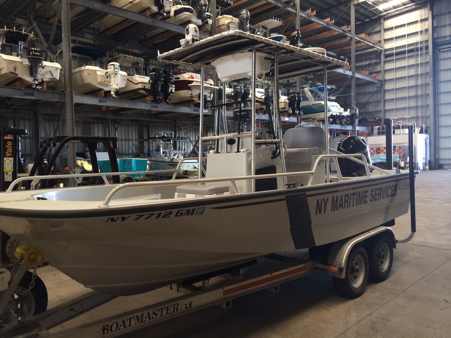 Boston Whaler Guardian