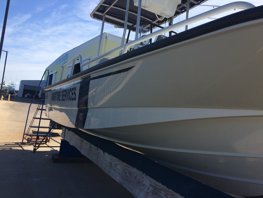 Boston Whaler Guardian