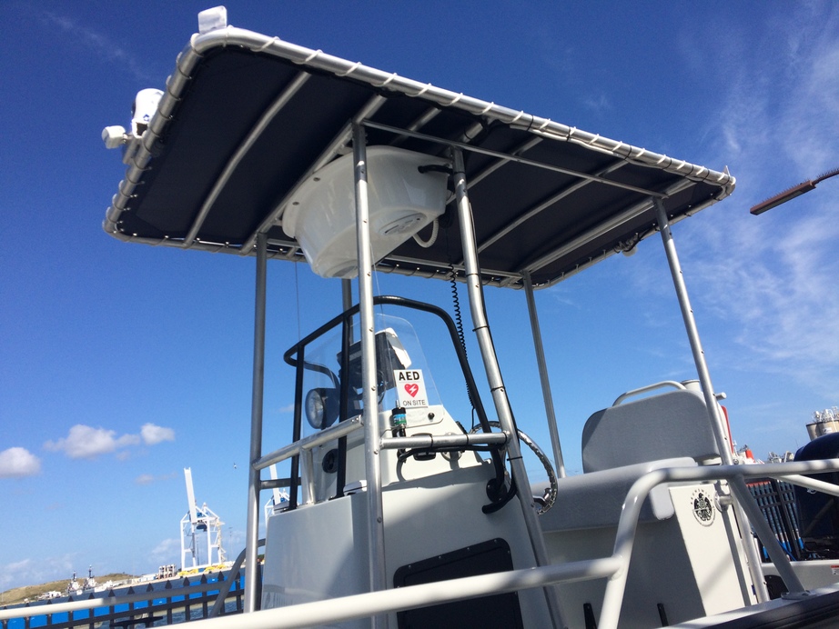 Boston Whaler Guardian