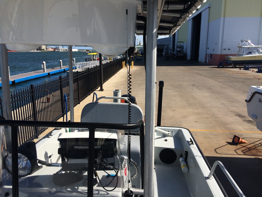 Boston Whaler Guardian